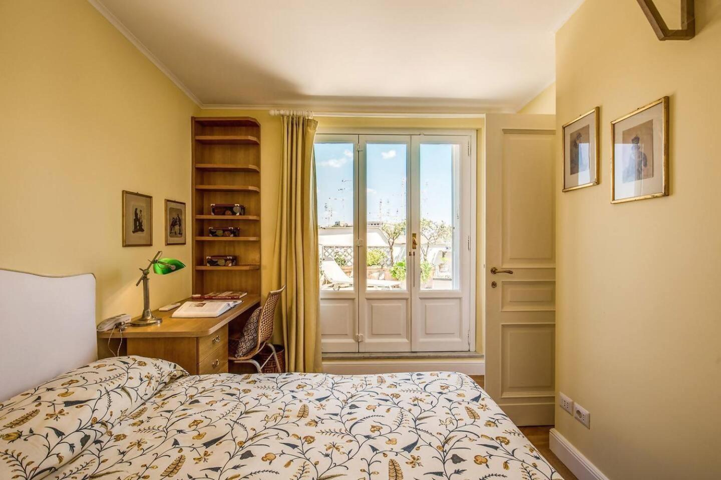 Attic With Terrace Overlooking St Peters Basilica Roma Esterno foto