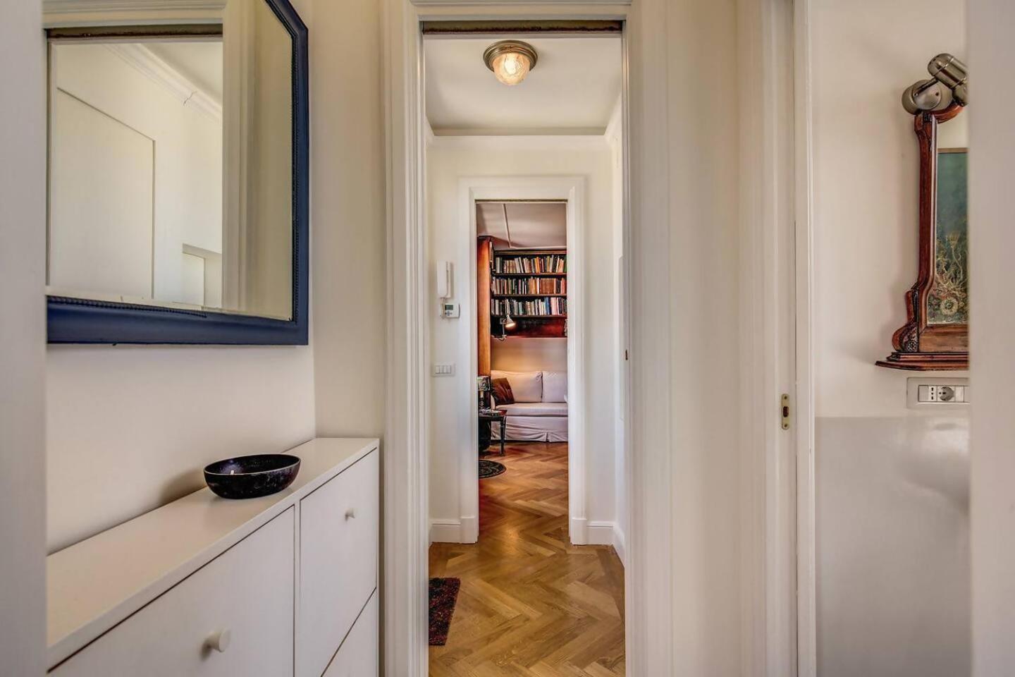 Attic With Terrace Overlooking St Peters Basilica Roma Esterno foto